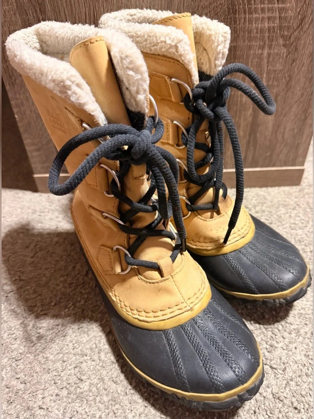 Sorel Caribou Slim Size-7 Women's Winter Boots